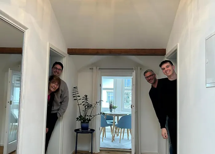 Alexanders Mountain Loft Apartment